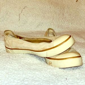 Ugg Cream Suede Flats (8)
